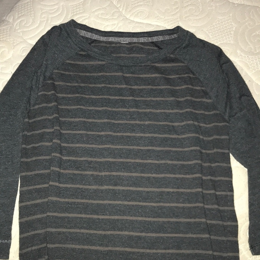 3/4 Sleeve Girls Under Armour Shirt Size M